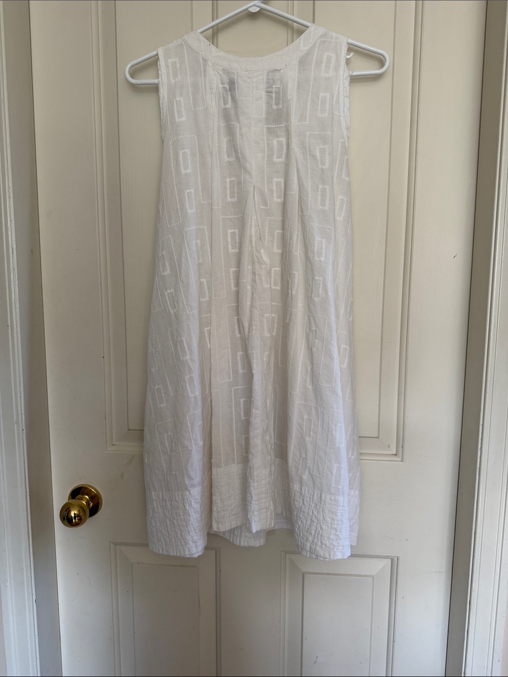 BB Dakota White Sleeveless A-Line Pocket Dress - Picture 5 of 5
